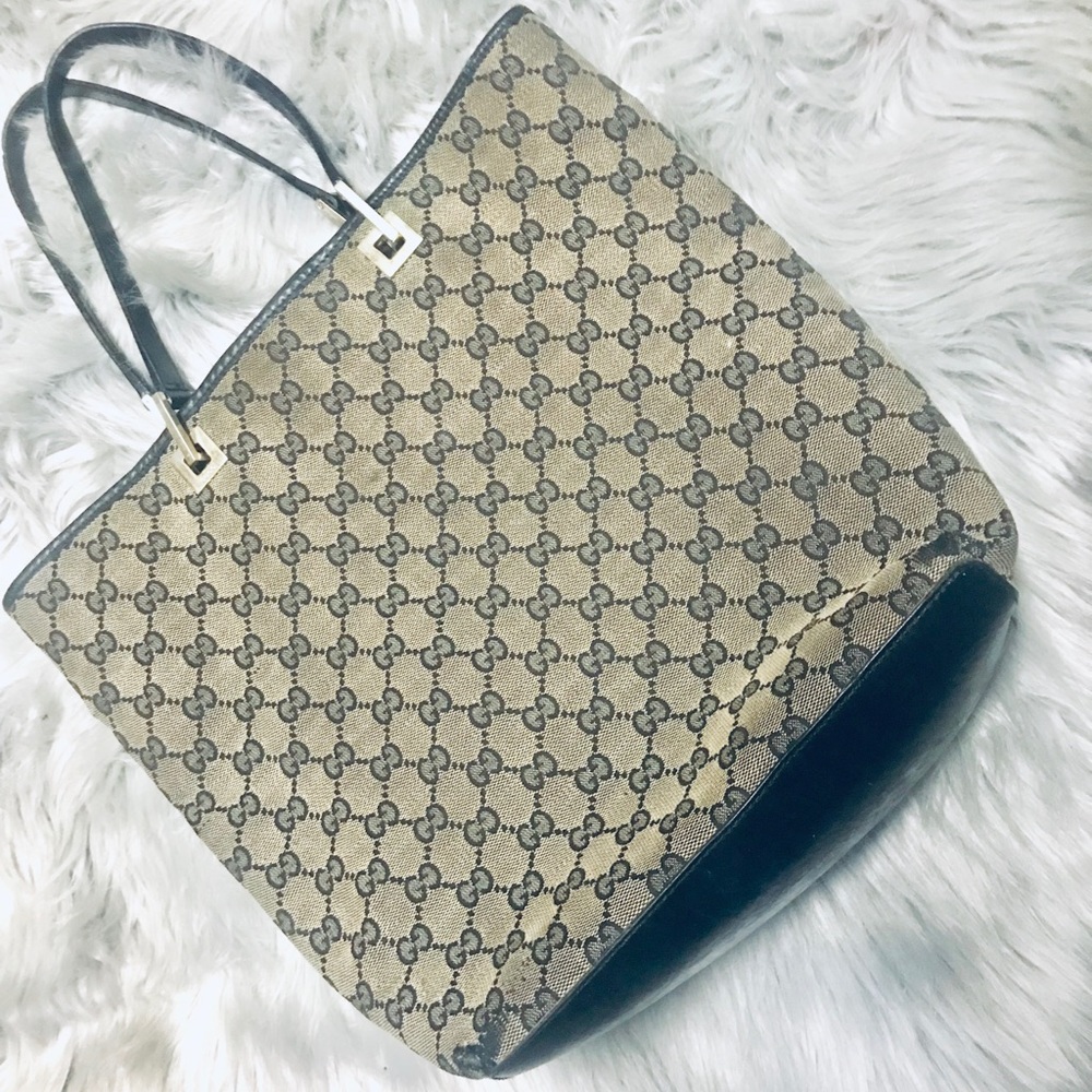 ✨🔥100% Authentic GUCCI bucket Handbag✨💥